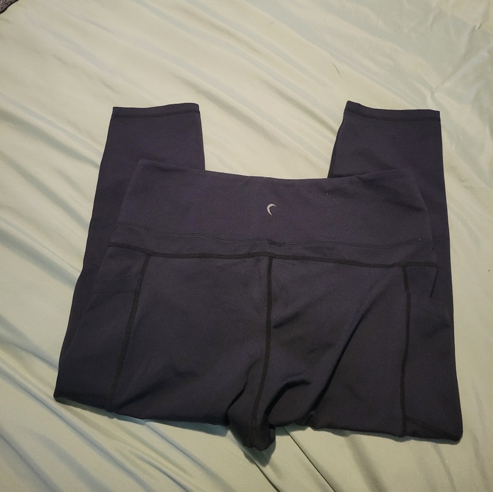 Black zyia leggings